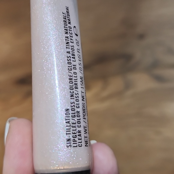 MAC Sin-tillation Lip Gloss - Picture 3 of 3